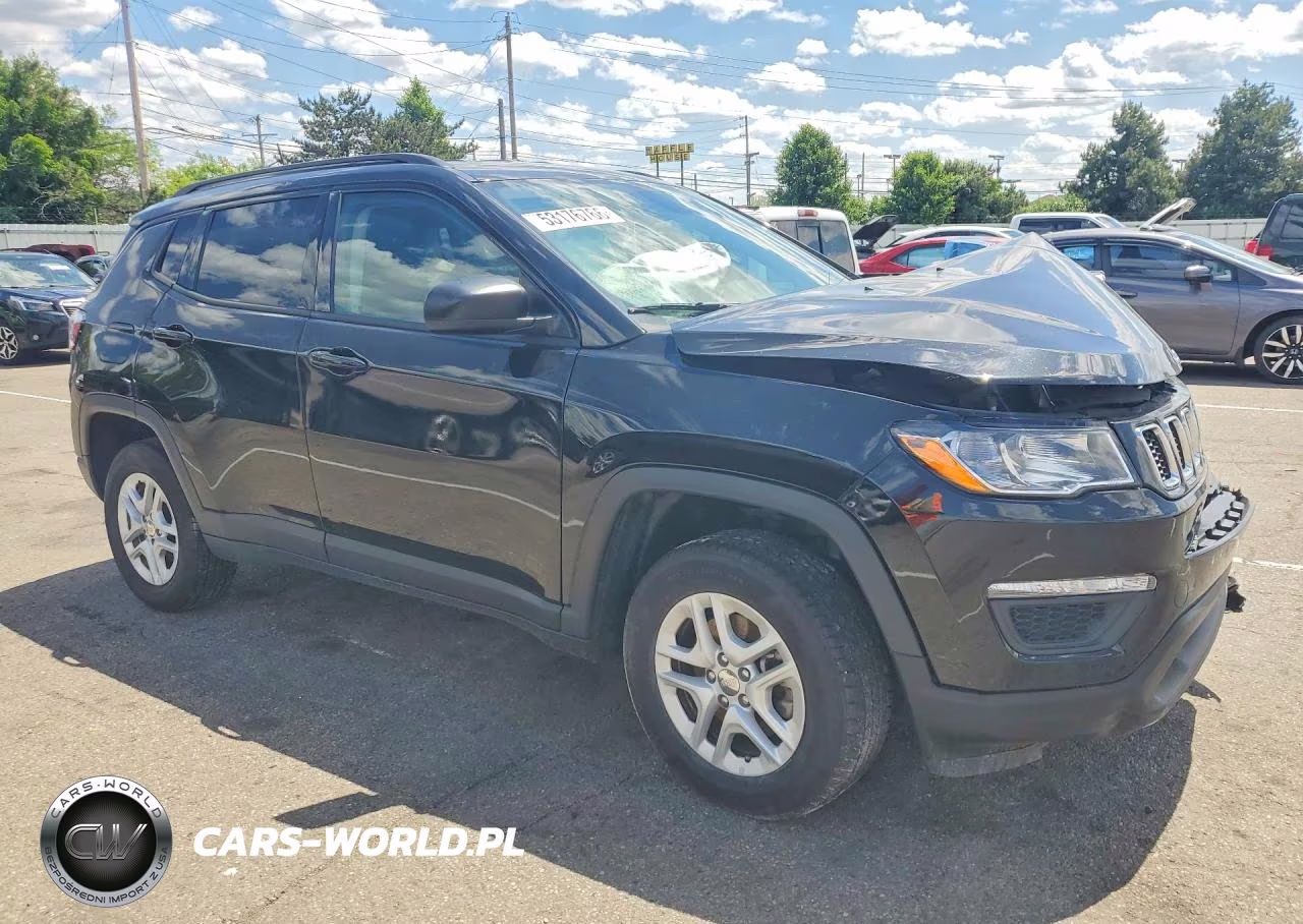 2018 Jeep Compass Sport VIN:3C4NJDAB1JT483349 - 4