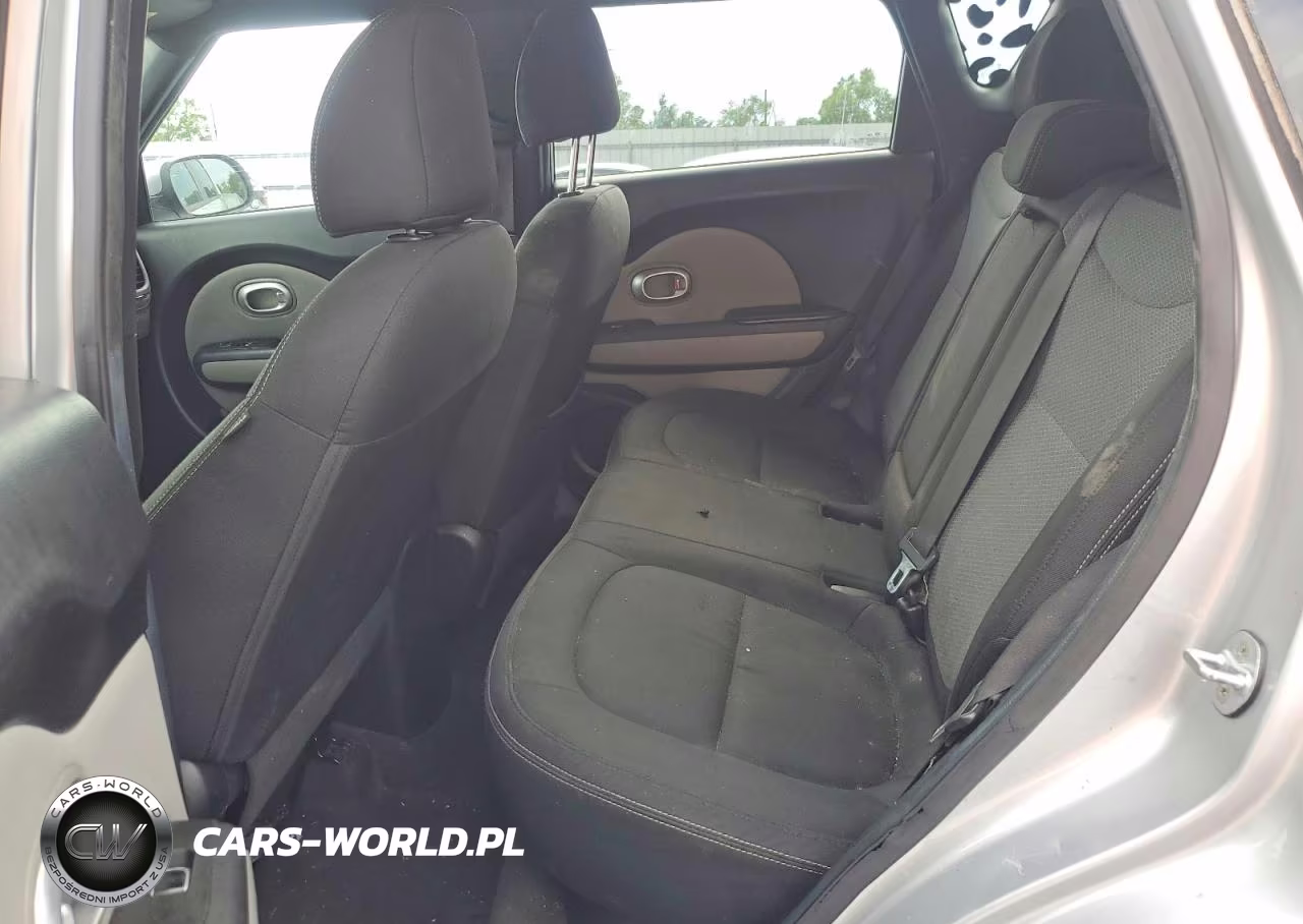 2017 Kia Soul + VIN:KNDJP3A53H7448053 - 11