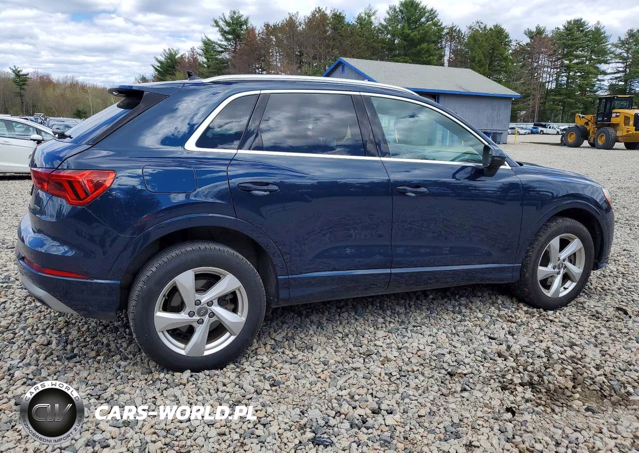 2020 Audi Q3 Premium VIN:WA1AECF34L1057951 - 3