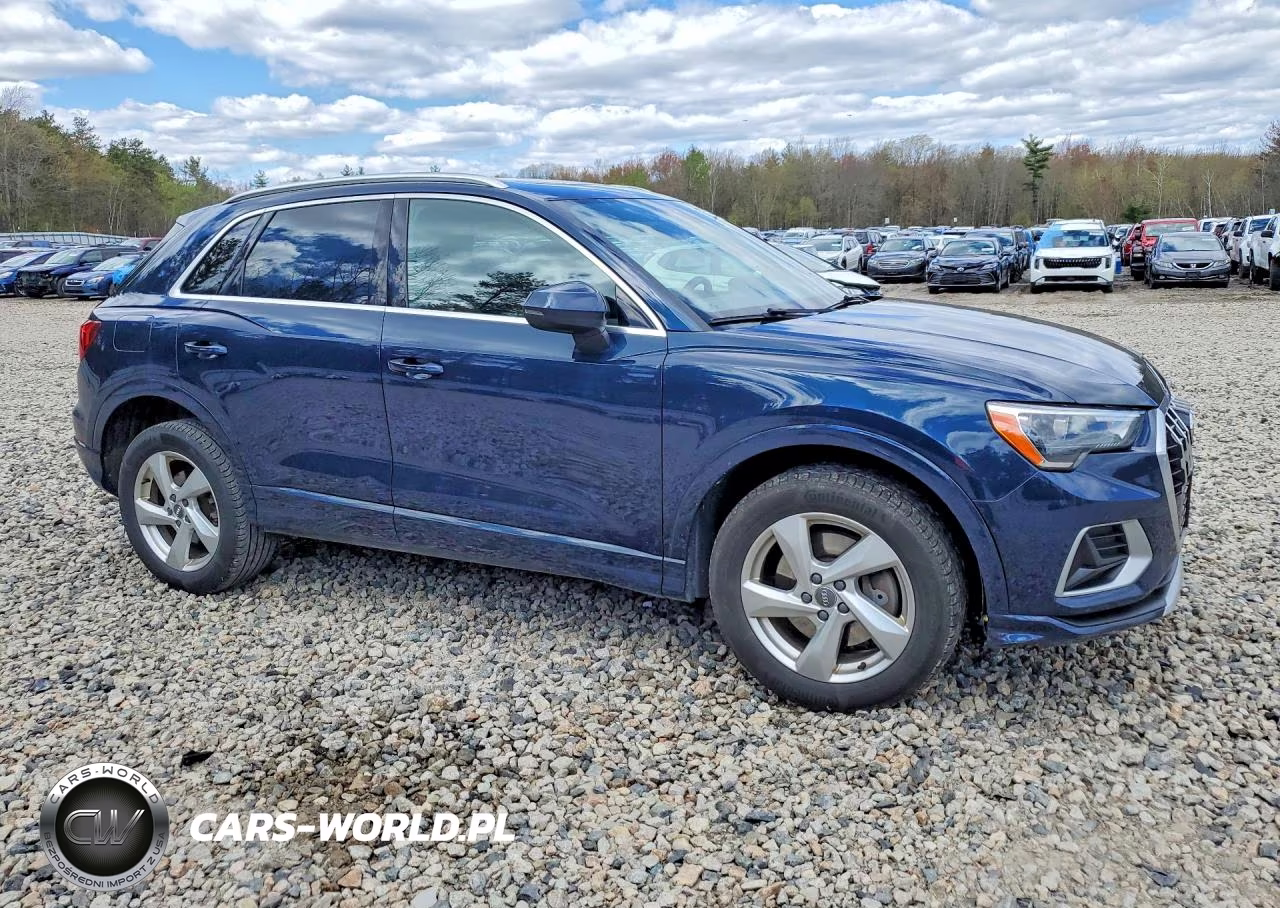 2020 Audi Q3 Premium VIN:WA1AECF34L1057951 - 4