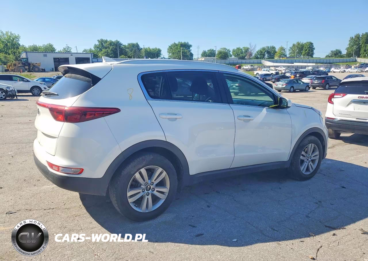2017 Kia Sportage Lx VIN:KNDPM3AC0H7234123 - 3