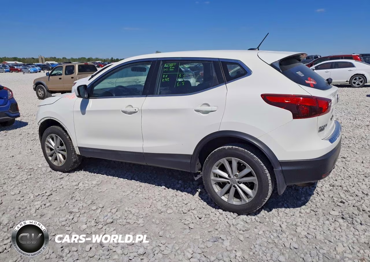 2017 Nissan Rogue Sport S VIN:JN1BJ1CP2HW022159 - 2