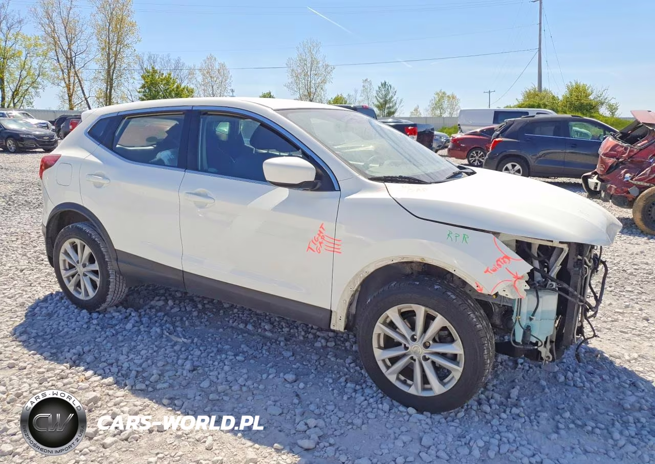 2017 Nissan Rogue Sport S VIN:JN1BJ1CP2HW022159 - 4