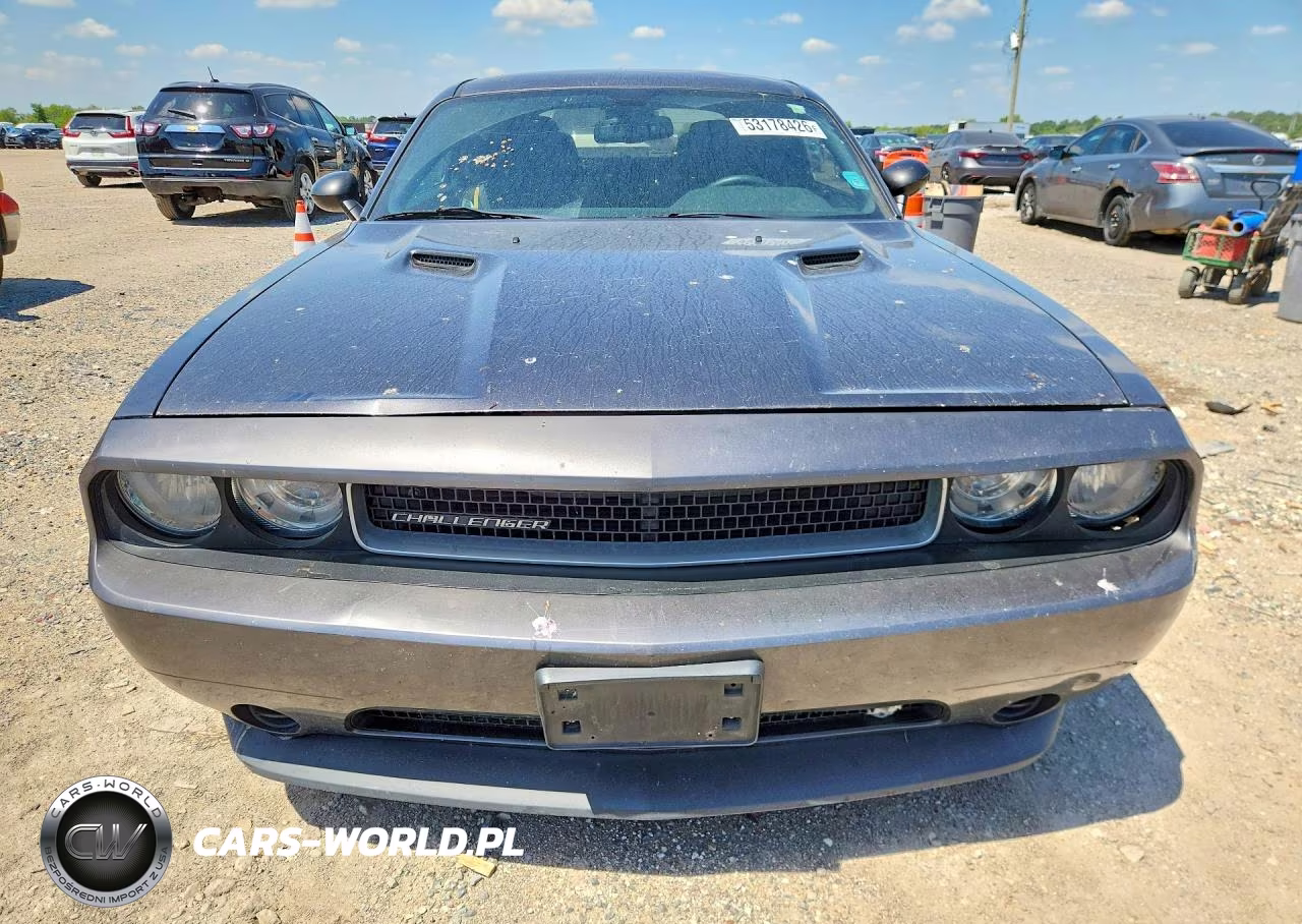 2013 Dodge Challenger VIN:2C3CDYAG2DH676158 - 5