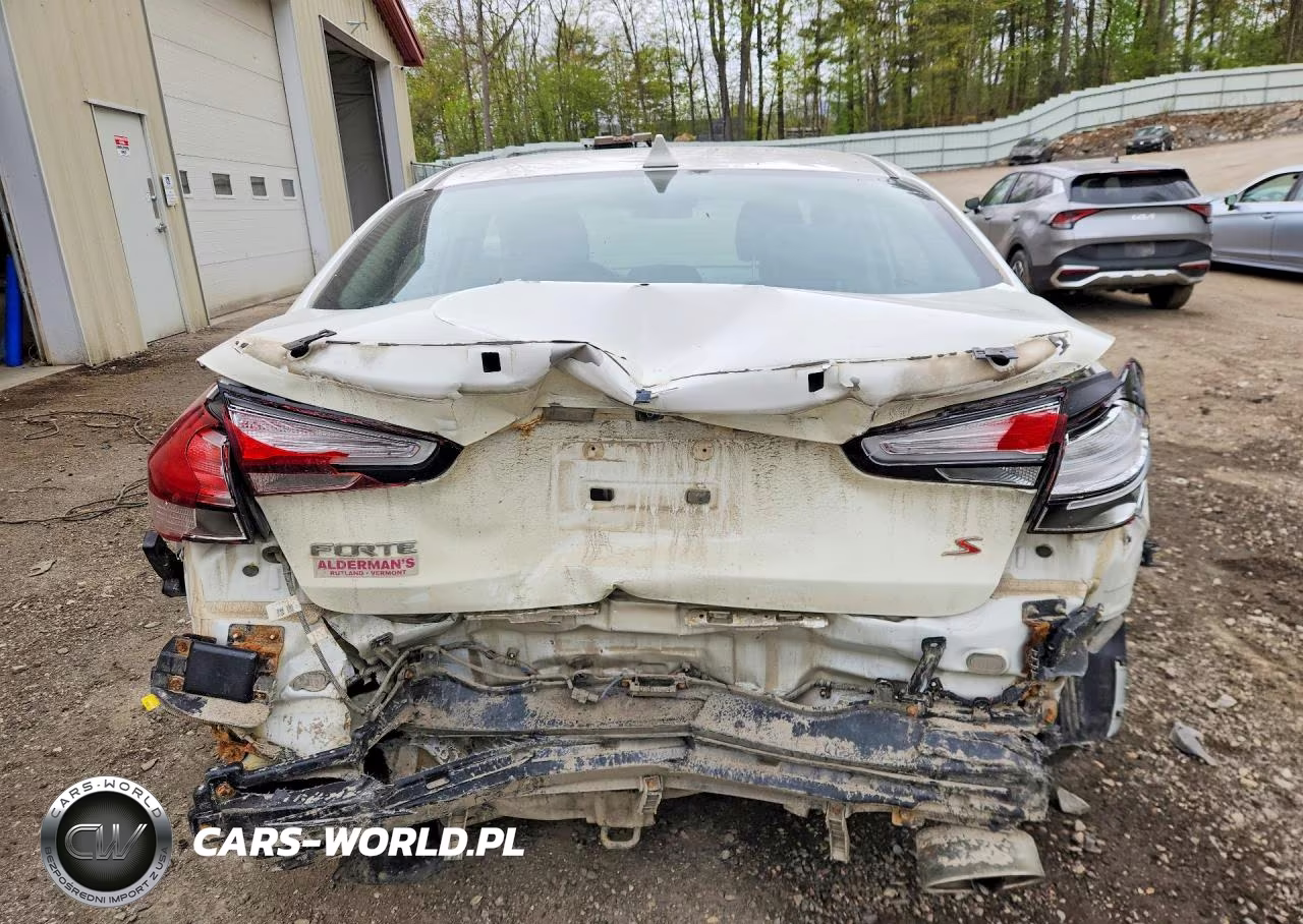 2017 Kia Forte S VIN:3KPFL4A76HE025752 - 6