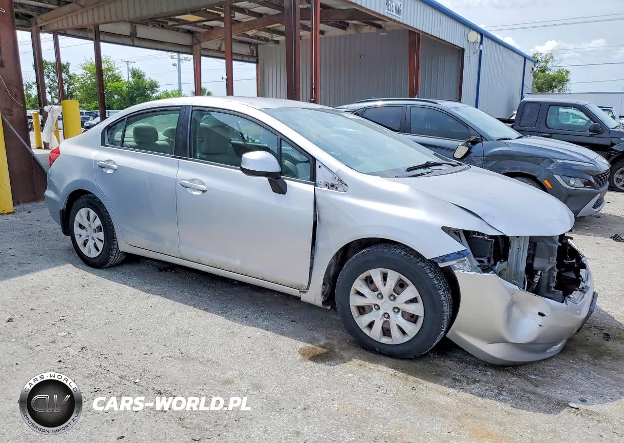 2012 Honda Civic Lx VIN:2HGFB2F5XCH553419 - 4