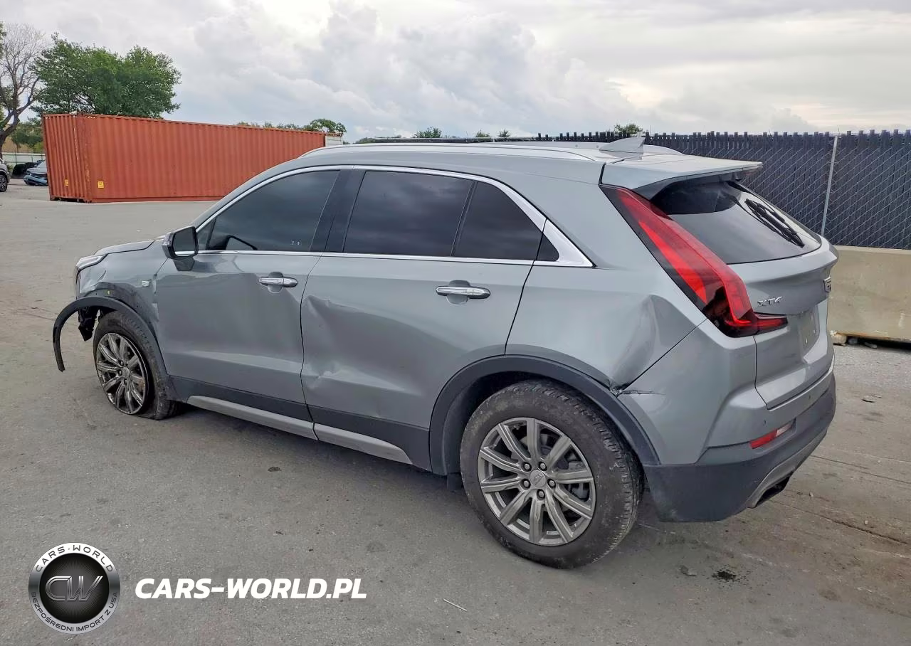 2023 Cadillac Xt4 Premium Luxury VIN:1GYFZCR4XPF175817 - 2