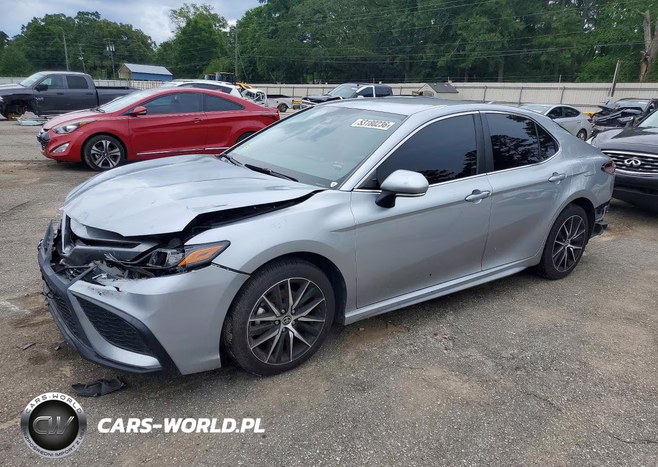 2024 Toyota Camry Se – zdjęcie 1 z 13