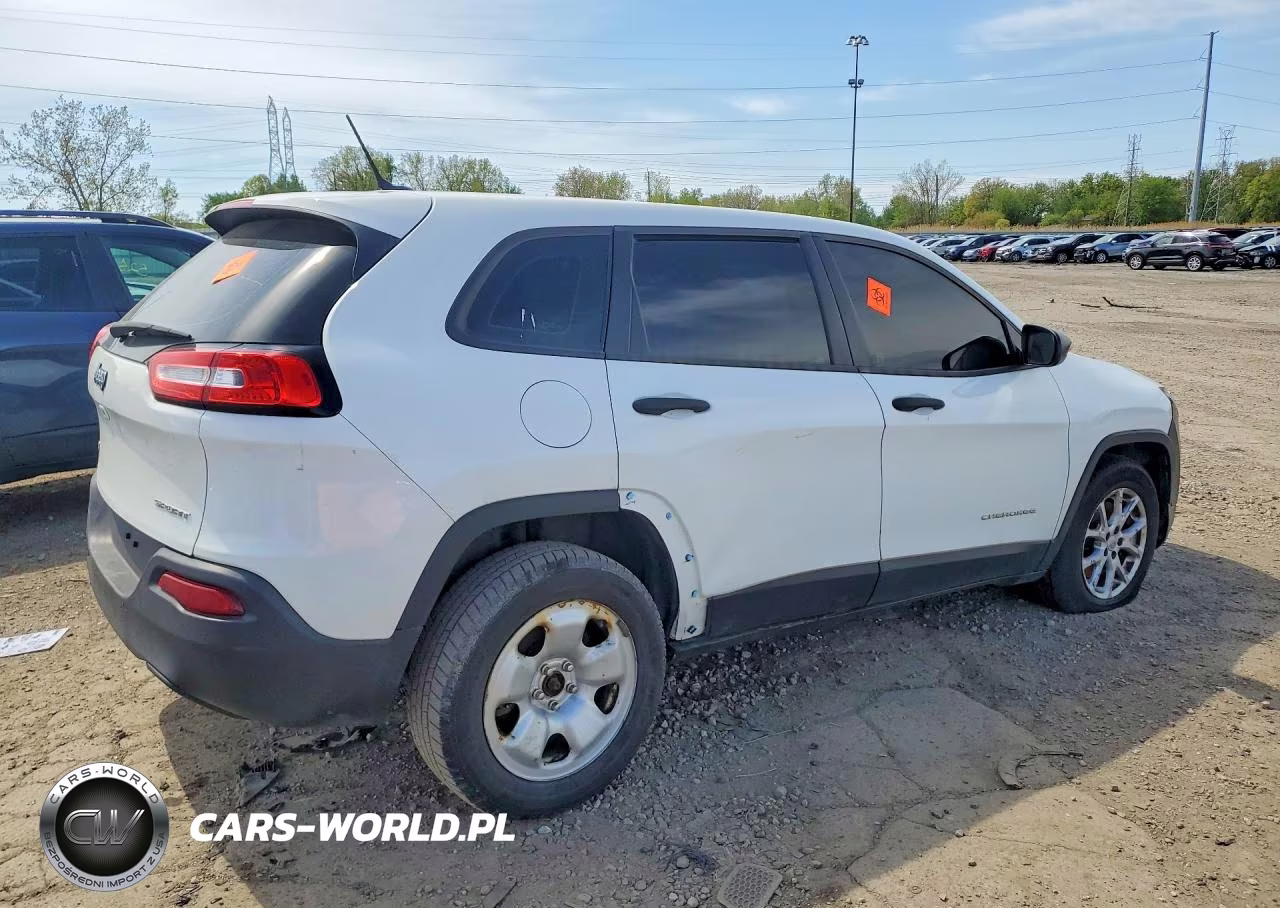 2015 Jeep Cherokee Sport VIN:1C4PJMABXFW558527 - 3