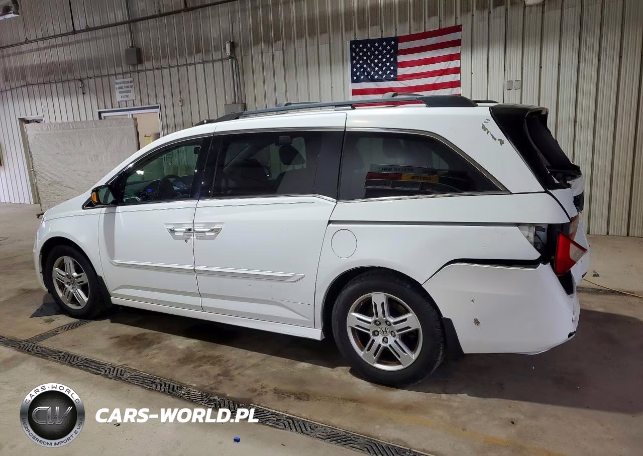 2011 Honda Odyssey Touring VIN:5FNRL5H99BB055484 - 2