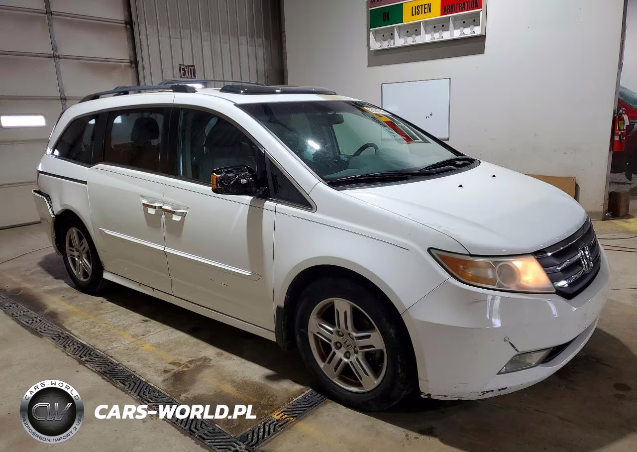 2011 Honda Odyssey Touring VIN:5FNRL5H99BB055484 - 4