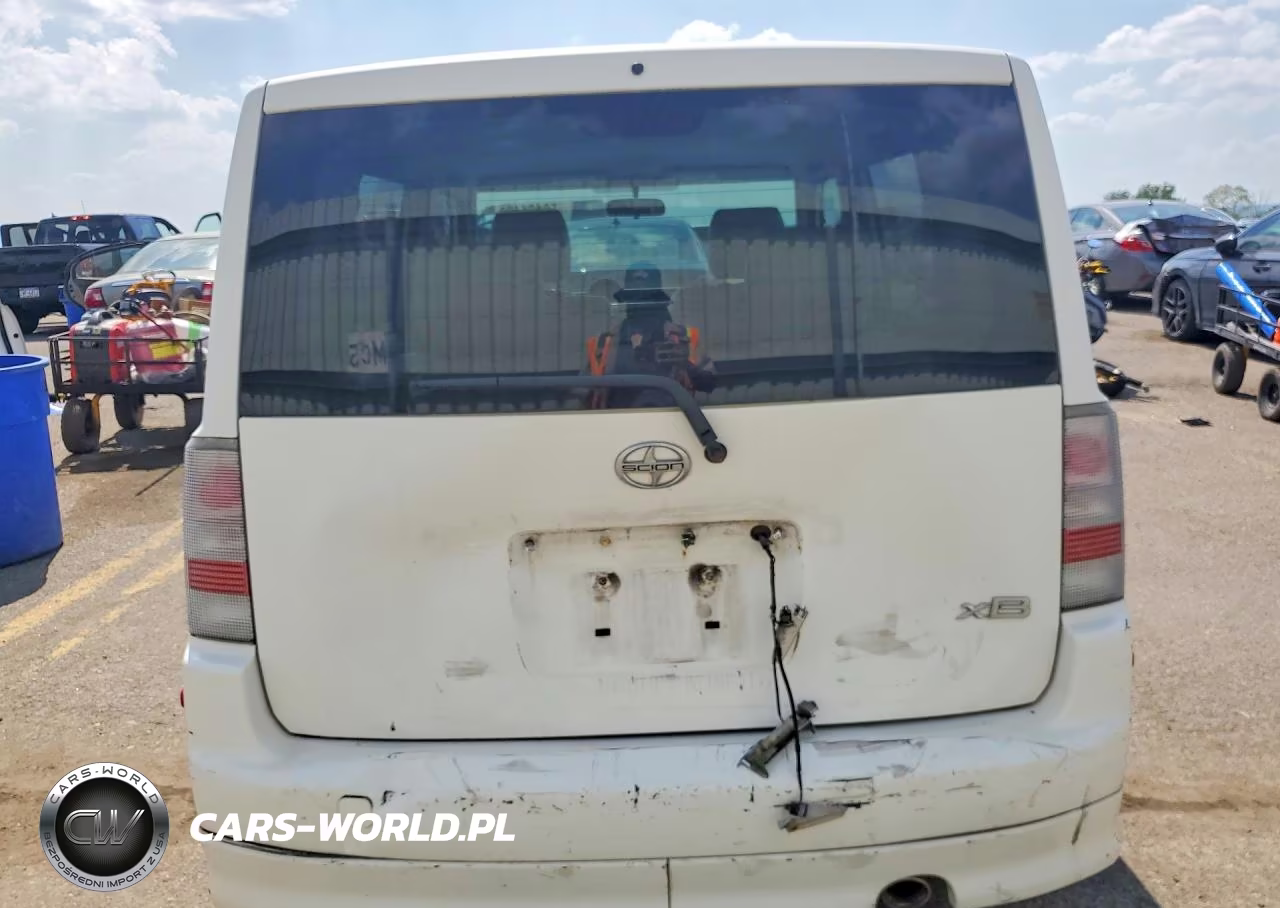 2005 Toyota Scion Xb VIN:JTLKT324650214391 - 6