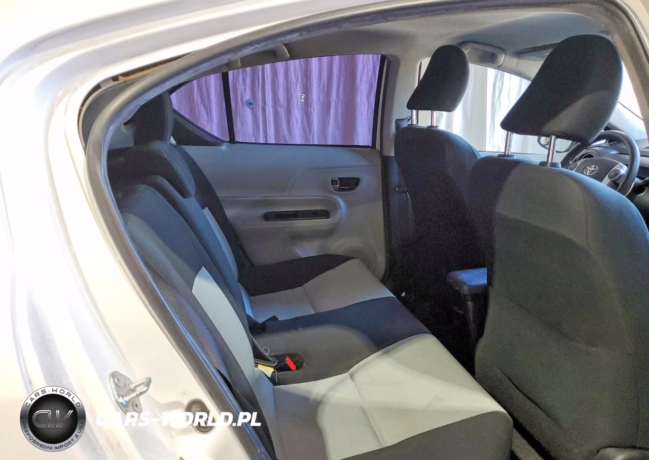 2012 Toyota Prius VIN:JTDKDTB37C1010691 - 10