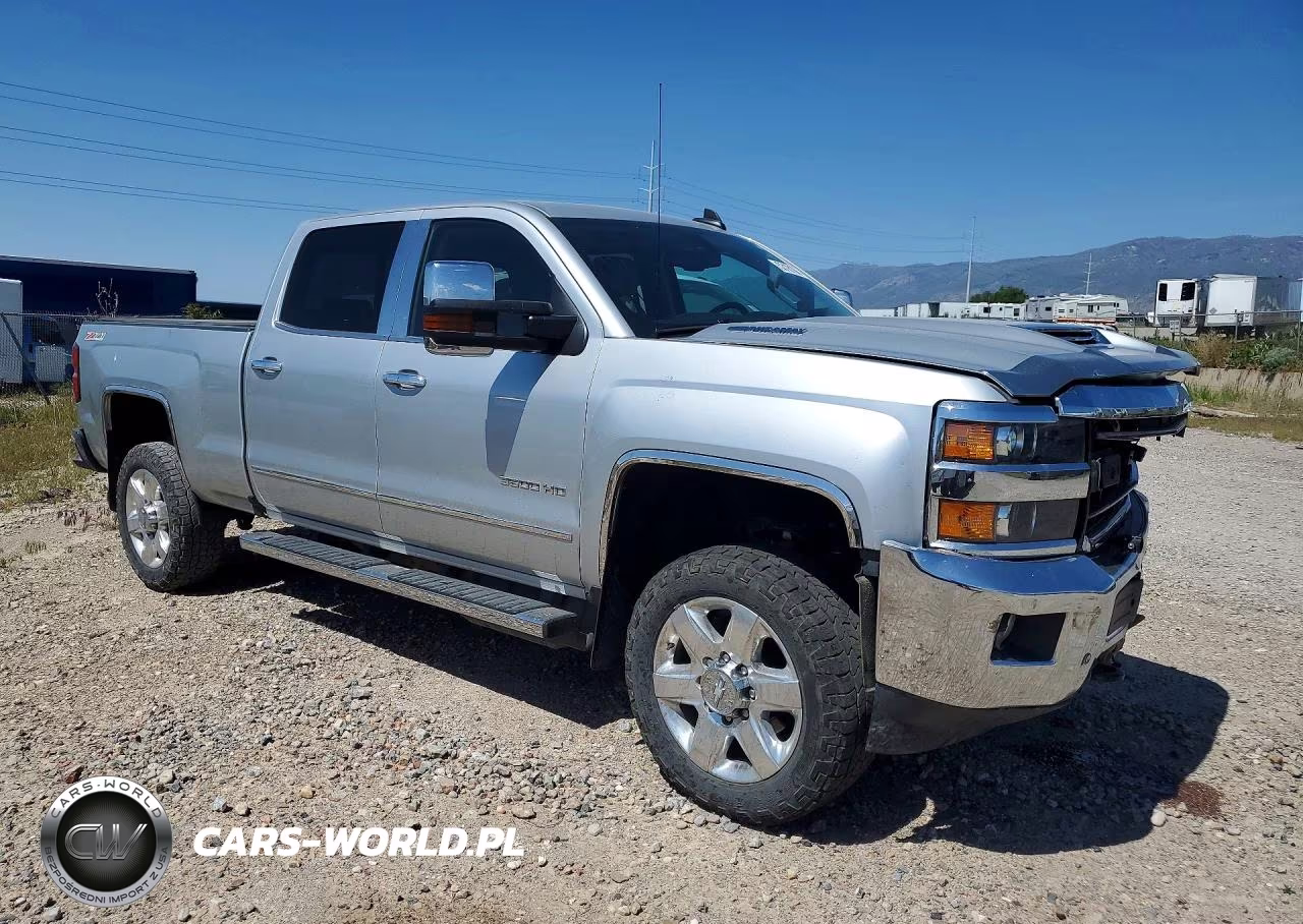 2018 Chevrolet Silverado K3500 Ltz VIN:1GC4K0CY4JF216588 - 4
