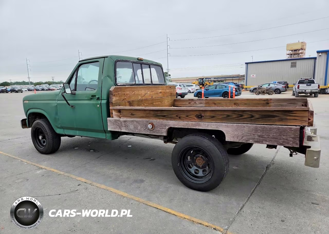 1986 Ford F150 VIN:1FTEF14N1GPB50636 - 2