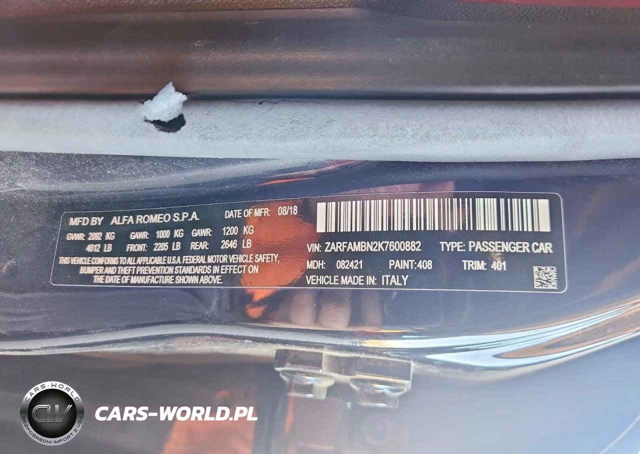 2019 Alfa Romeo Giulia Ti VIN:ZARFAMBN2K7600882 - 12