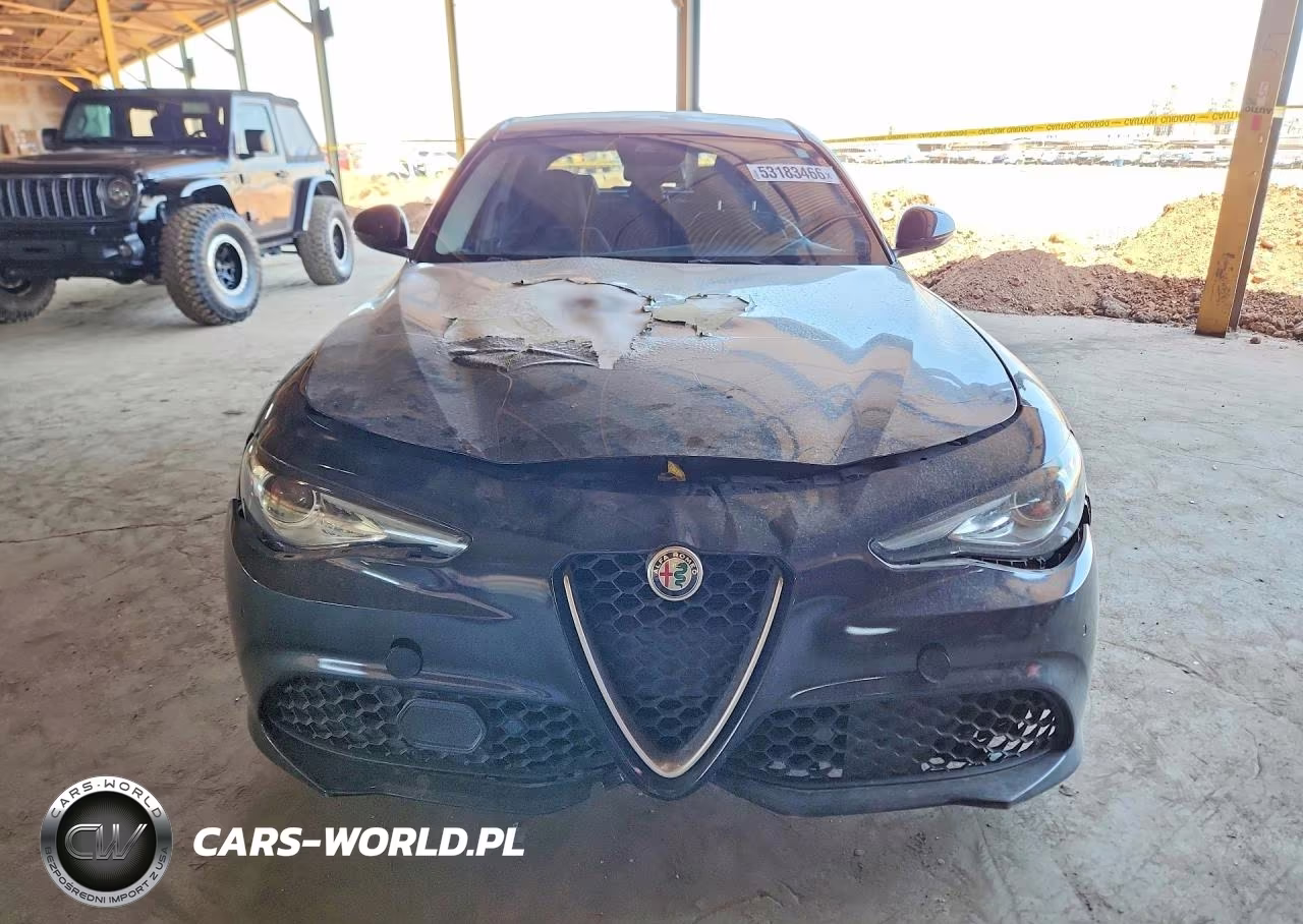 2019 Alfa Romeo Giulia Ti VIN:ZARFAMBN2K7600882 - 5