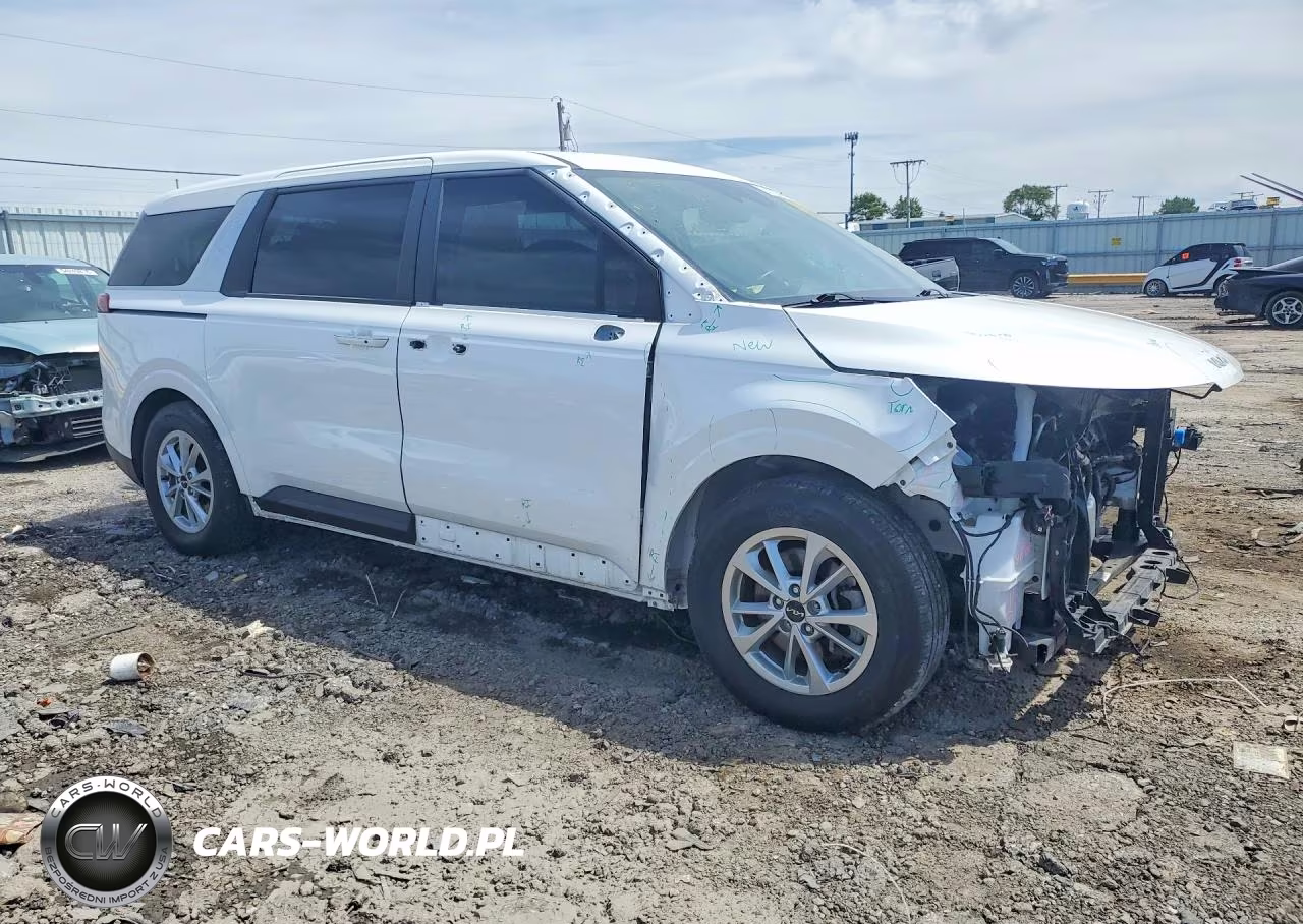2023 Kia Carnival Lx VIN:KNDNB4H31P6260145 - 4
