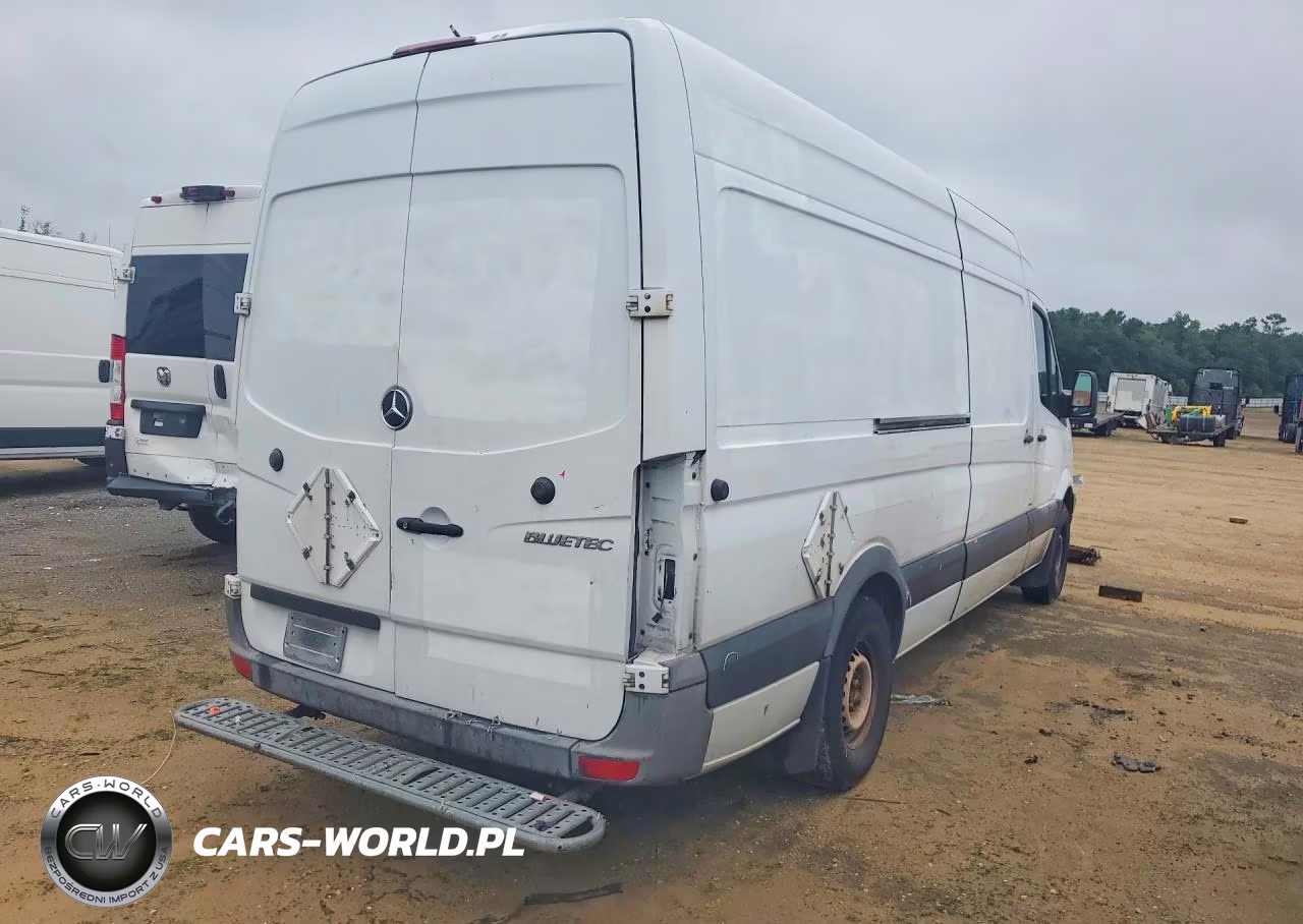 2011 Mercedes Benz Sprinter 2500 Delivery Van VIN:WD3PE8CB6B5604986 - 3