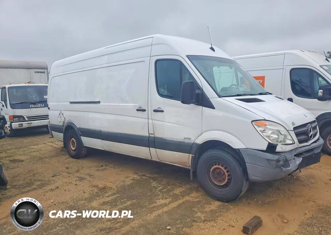 2011 Mercedes Benz Sprinter 2500 Delivery Van VIN:WD3PE8CB6B5604986 - 4