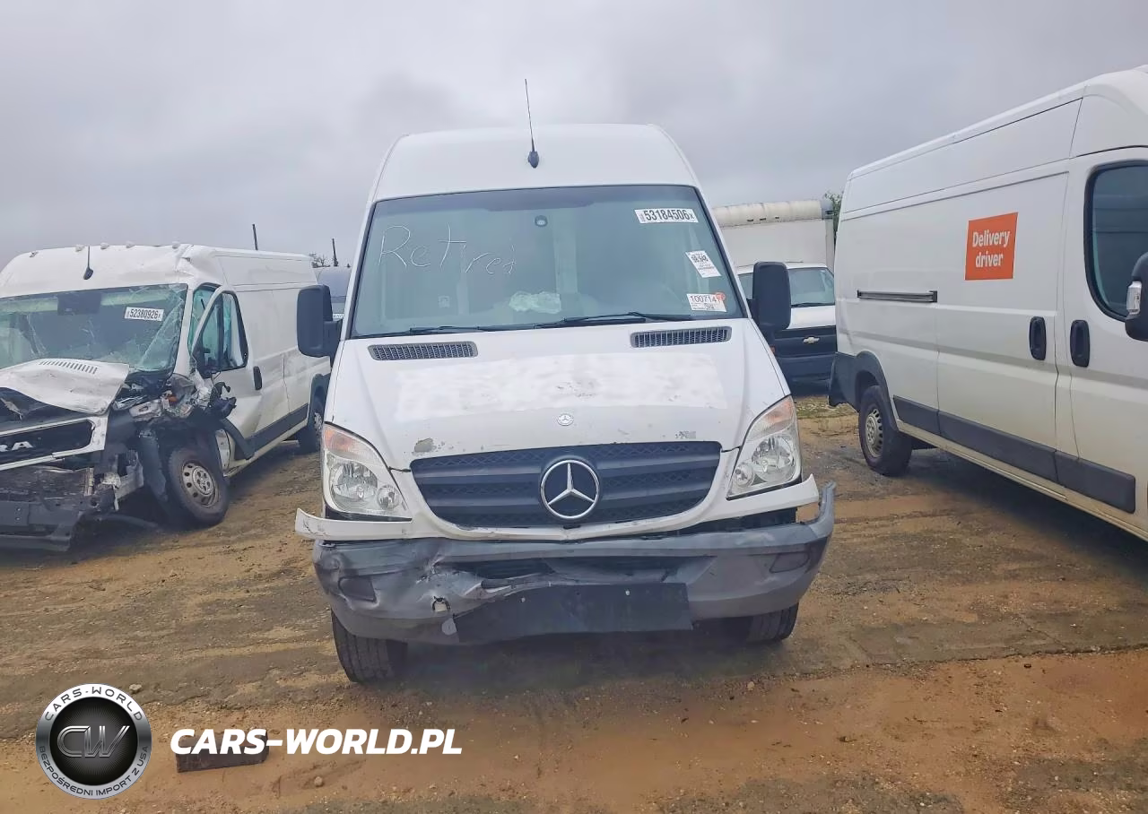 2011 Mercedes Benz Sprinter 2500 Delivery Van VIN:WD3PE8CB6B5604986 - 5