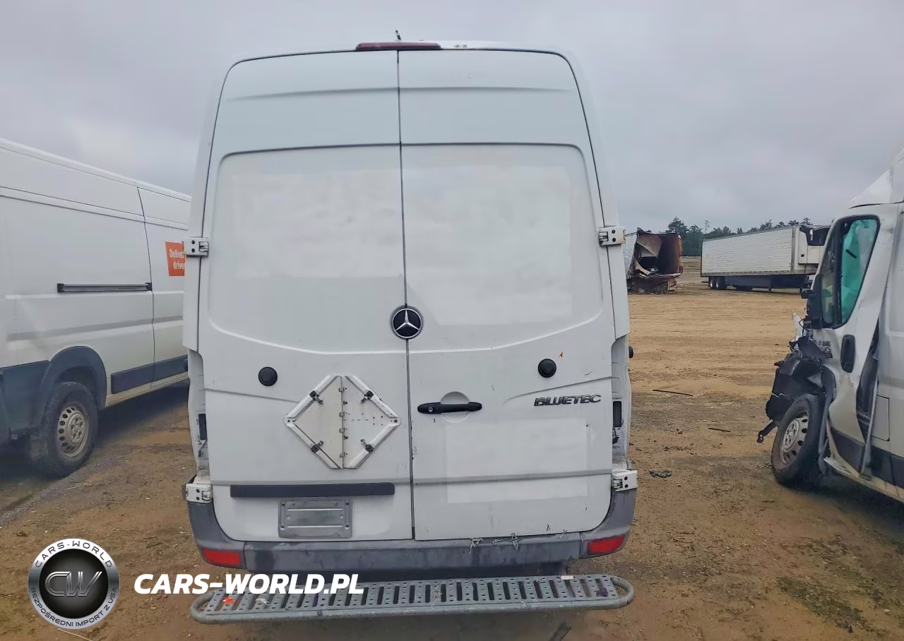 2011 Mercedes Benz Sprinter 2500 Delivery Van VIN:WD3PE8CB6B5604986 - 6