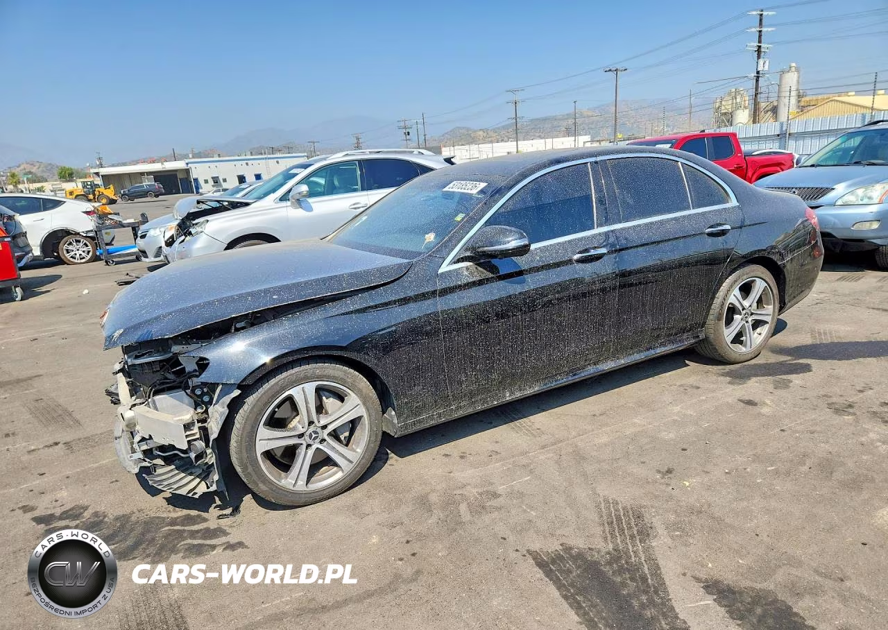2020 Mercedes-Benz E – zdjęcie 1 z 12