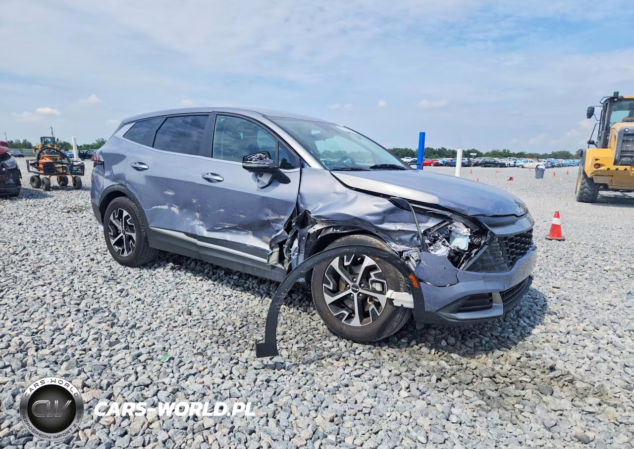 2025 Kia Sportage Ex VIN:5XYK33DF4SG301836 - 4