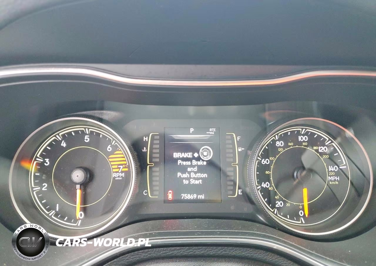 2020 Jeep Cherokee Latitude Plus VIN:1C4PJMLB0LD584915 - 9