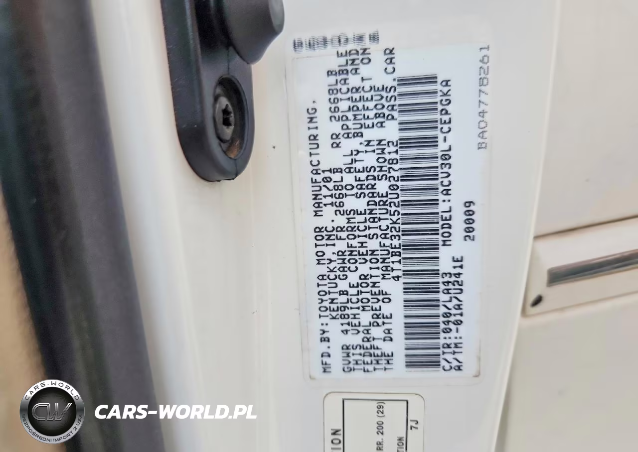 2002 Toyota Camry Le VIN:4T1BE32K52U027812 - 12