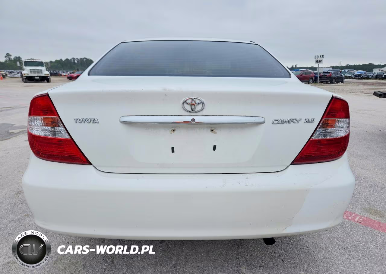 2002 Toyota Camry Le VIN:4T1BE32K52U027812 - 6