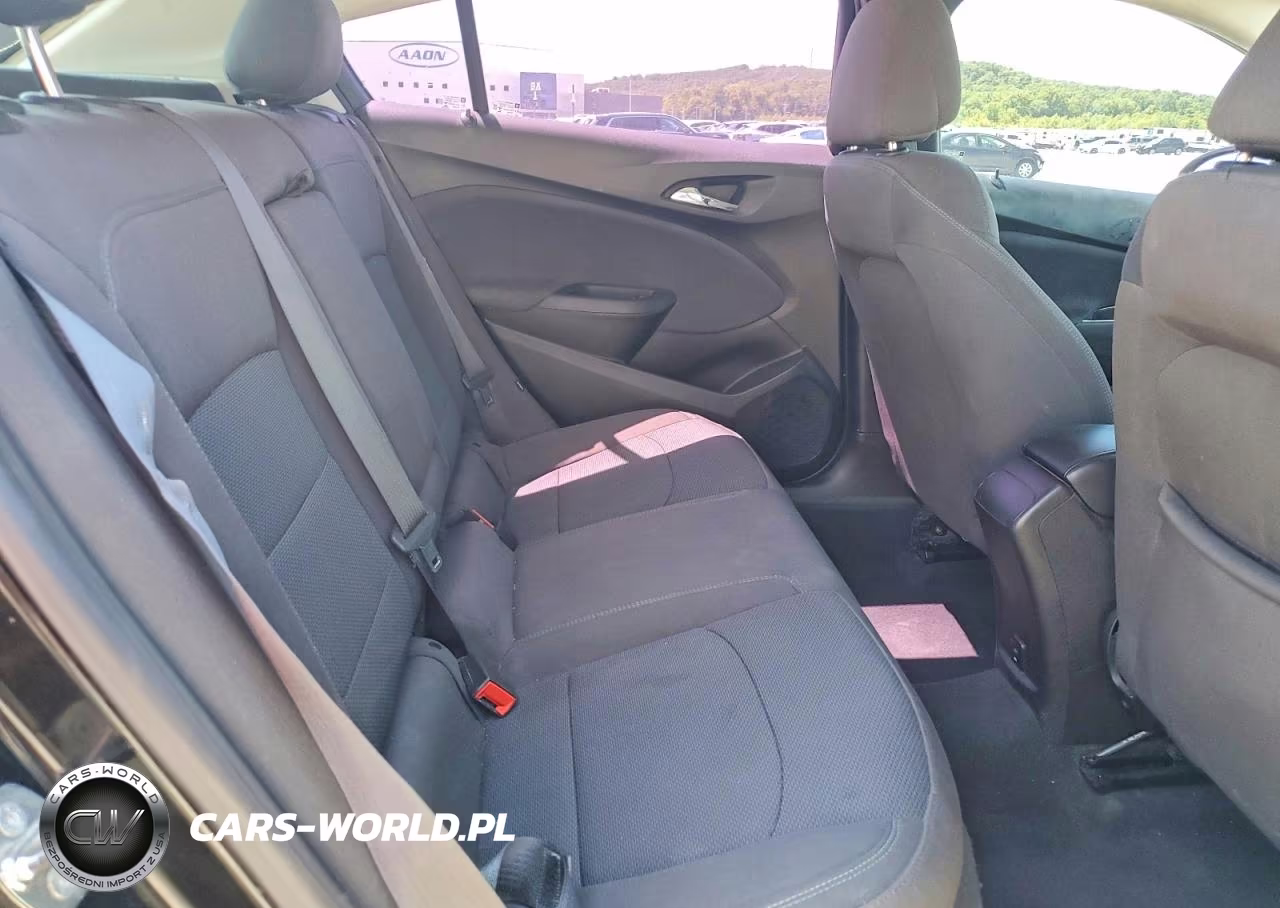 2018 Chevrolet Cruze Lt VIN:3G1BE6SM4JS640762 - 10