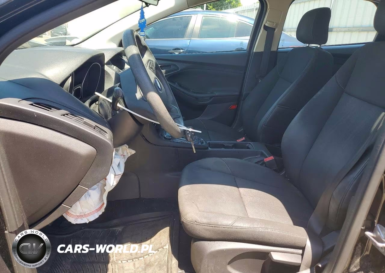 2017 Ford Focus S VIN:1FADP3E2XHL332097 - 7