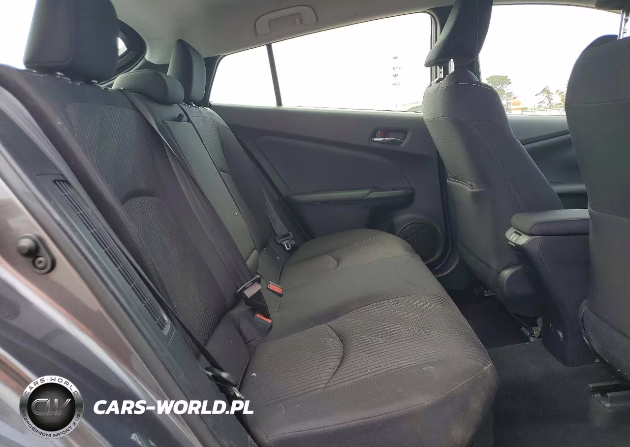 2020 Toyota Prius Prime Le VIN:JTDKARFP6L3124033 - 10