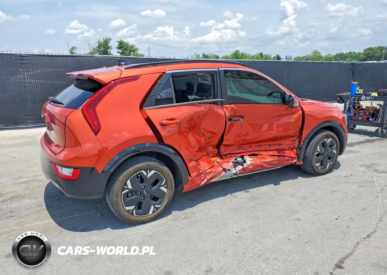 2023 Kia Niro Wind VIN:KNDCR3L17P5039979 - 3