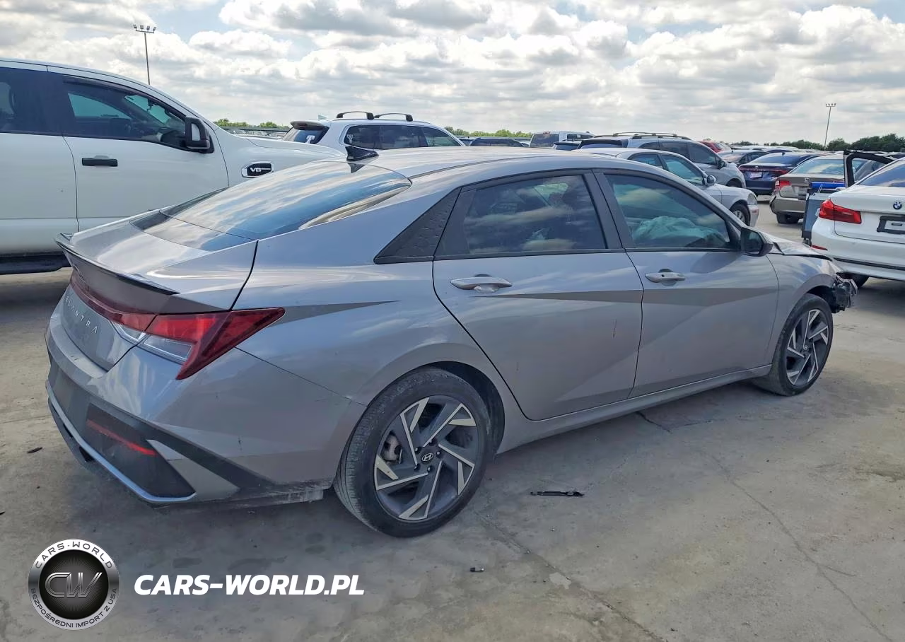 2025 Hyundai Elantra Sel Sport VIN:KMHLM4DGXSU060021 - 3
