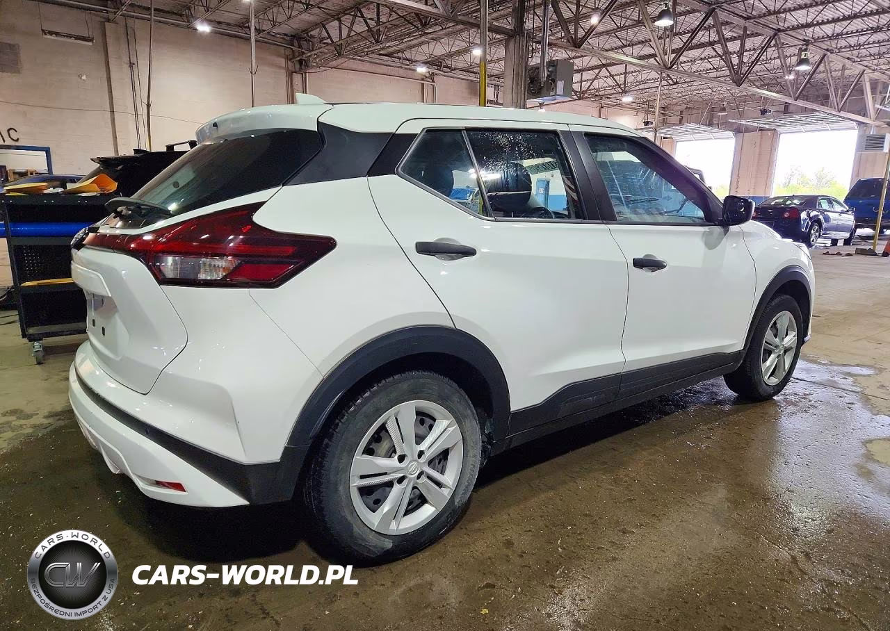 2023 Nissan Kicks S VIN:3N1CP5BV3PL520420 - 3