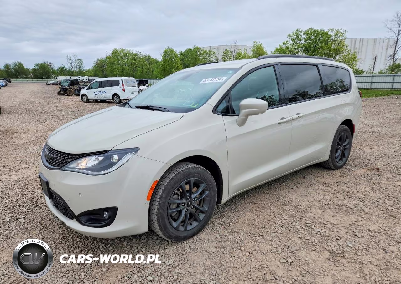 2020 Chrysler Pacifica Touring L – zdjęcie 1 z 13