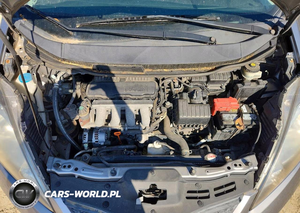 2010 Honda Fit Sport VIN:JHMGE8H4XAC015027 - 11