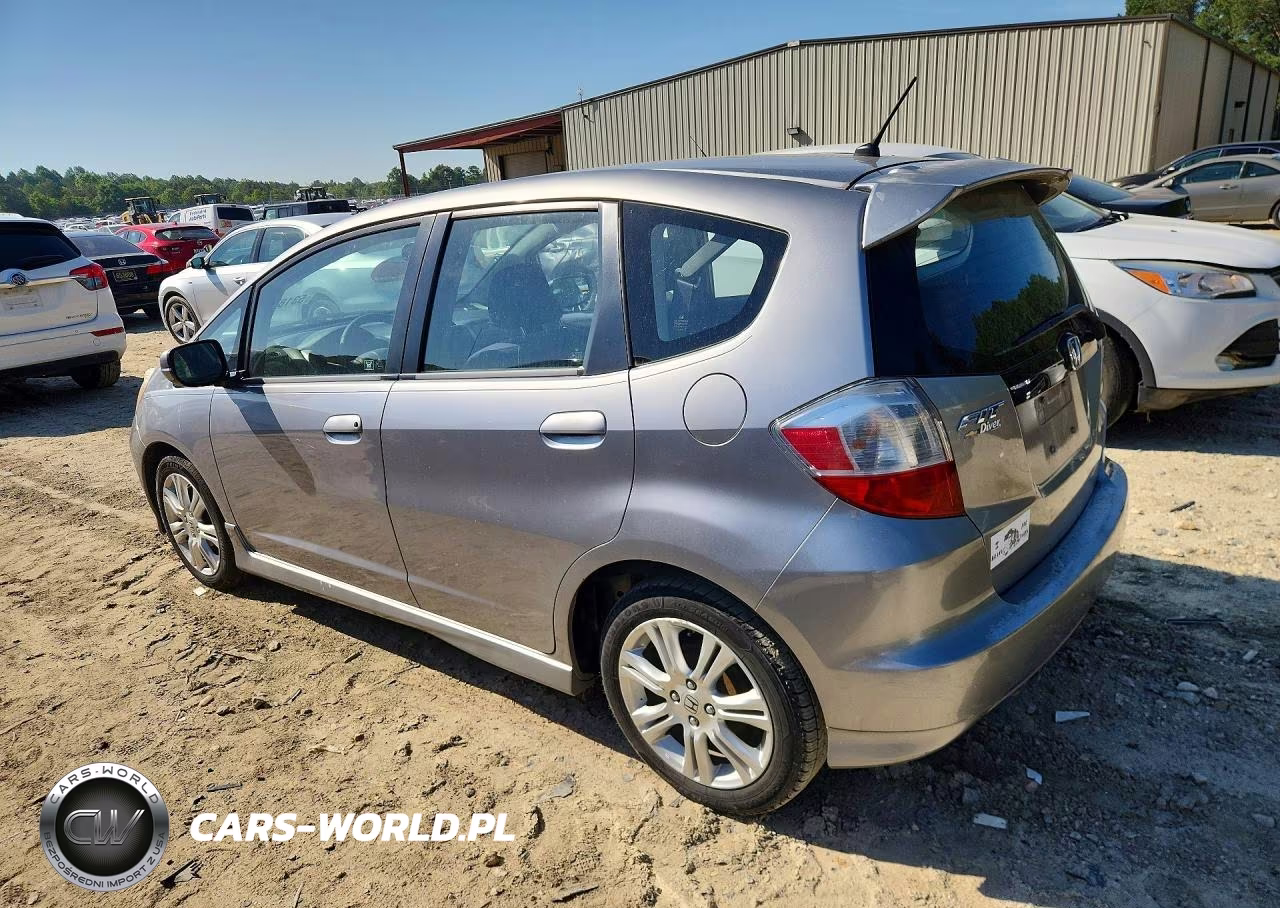 2010 Honda Fit Sport VIN:JHMGE8H4XAC015027 - 2