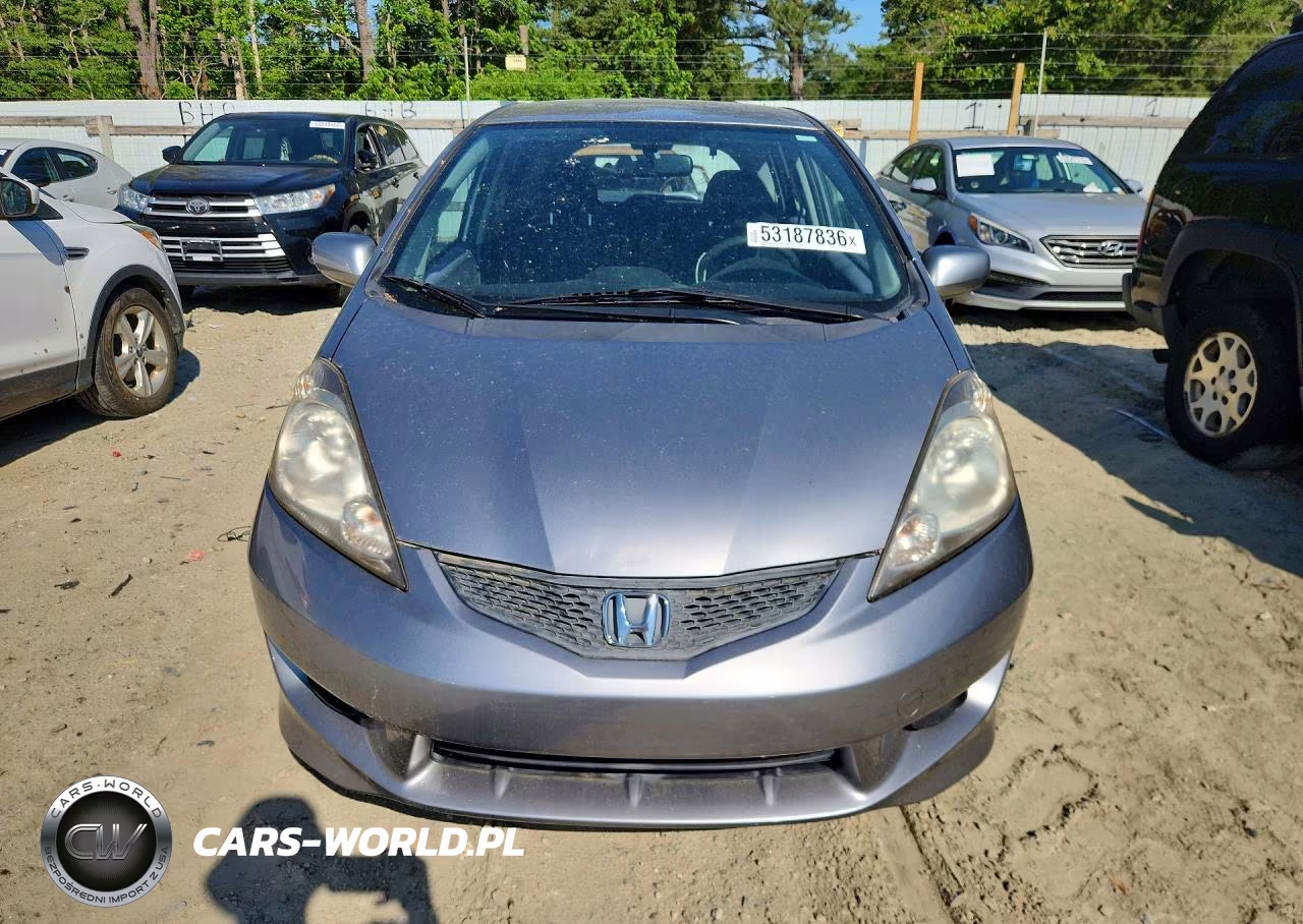 2010 Honda Fit Sport VIN:JHMGE8H4XAC015027 - 5