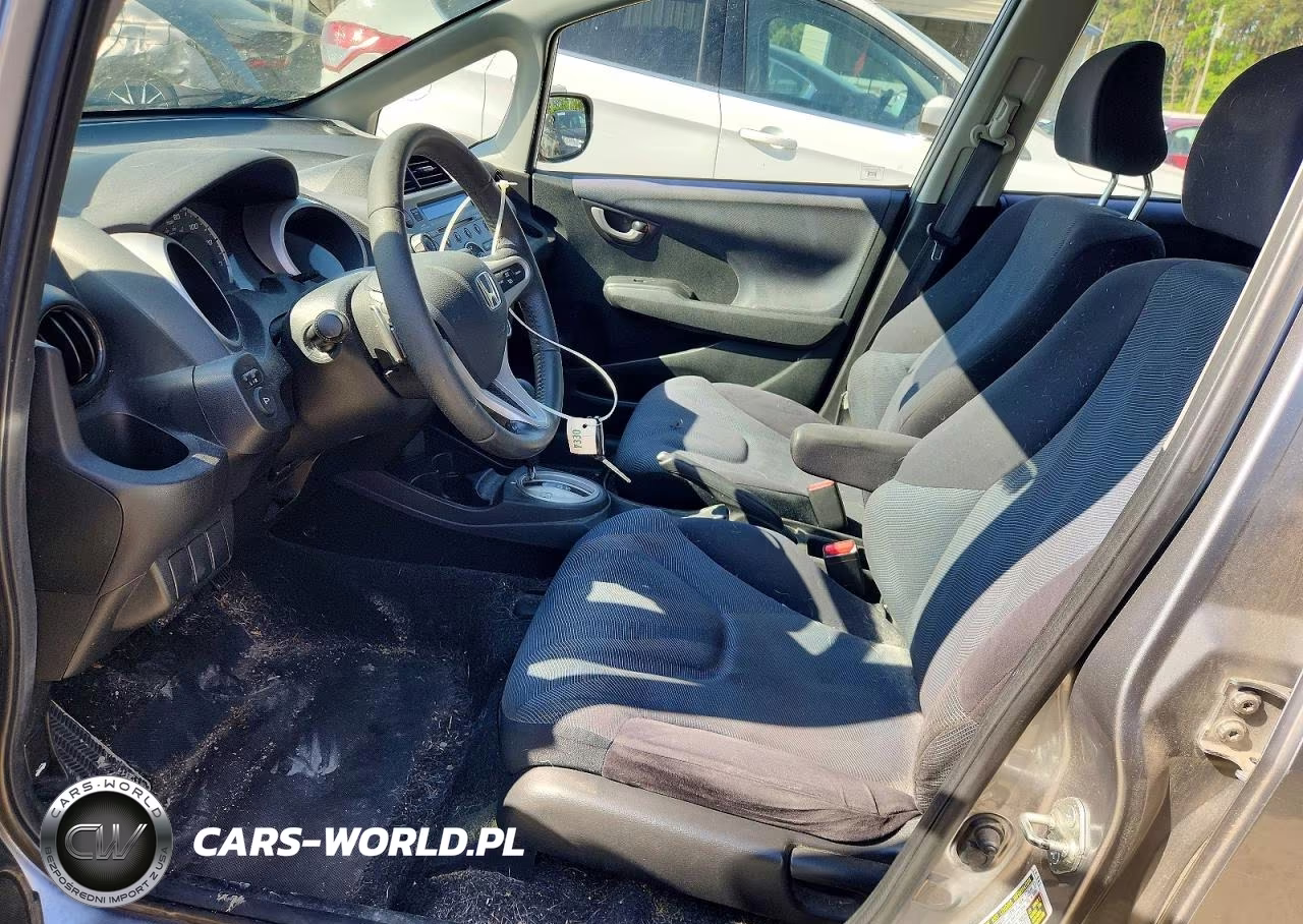 2010 Honda Fit Sport VIN:JHMGE8H4XAC015027 - 7