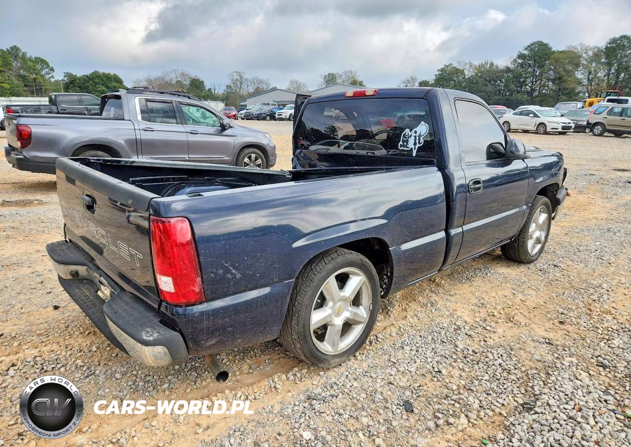2007 Chevrolet Silverado C1500 Classic VIN:1GCEC14X37Z133979 - 3
