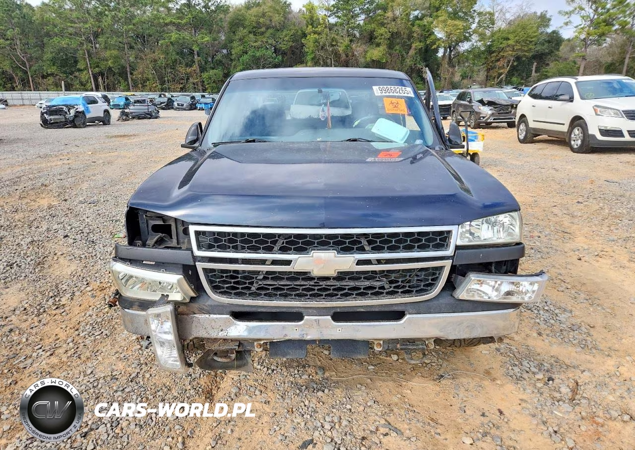 2007 Chevrolet Silverado C1500 Classic VIN:1GCEC14X37Z133979 - 5