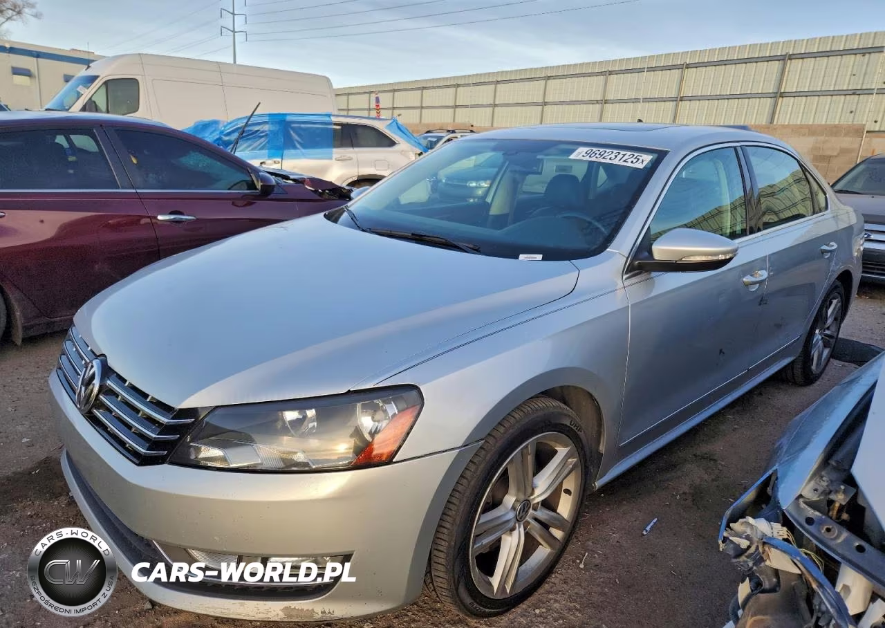 2012 Volkswagen Passat – zdjęcie 1 z 12