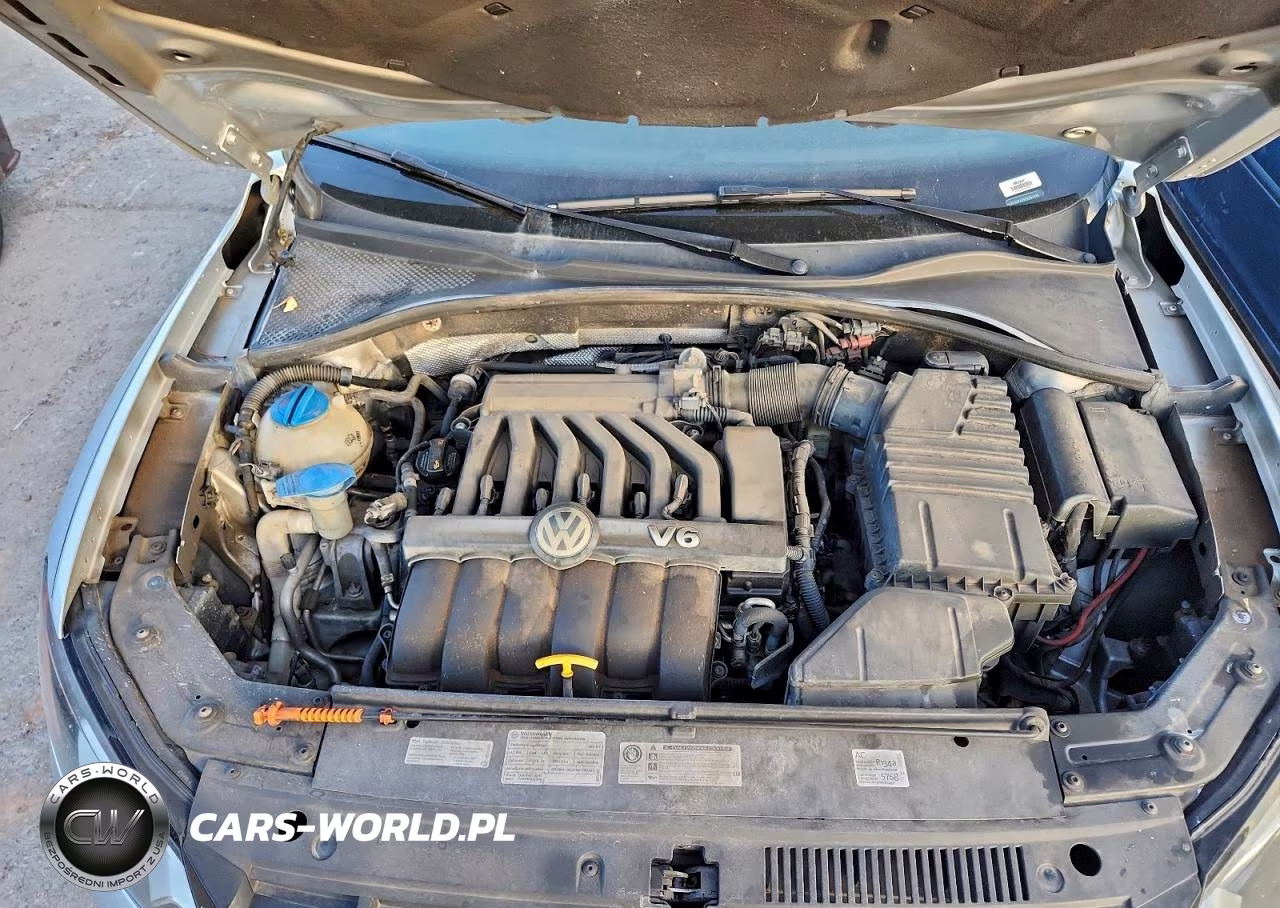2012 Volkswagen Passat VIN:1VWCM7A37CC021575 - 11