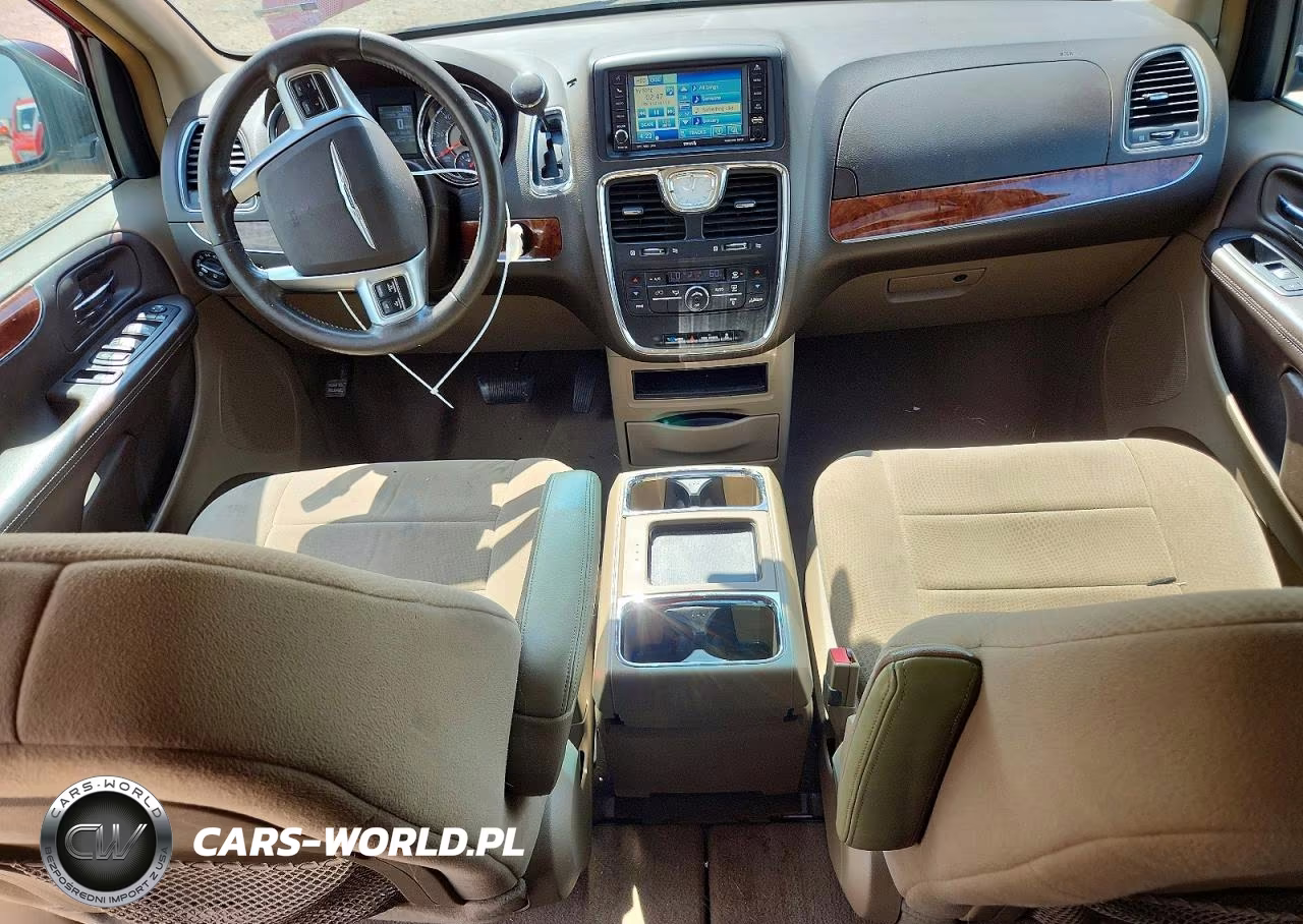 2011 Chrysler Town & Country Touring VIN:2A4RR5DG6BR611221 - 8