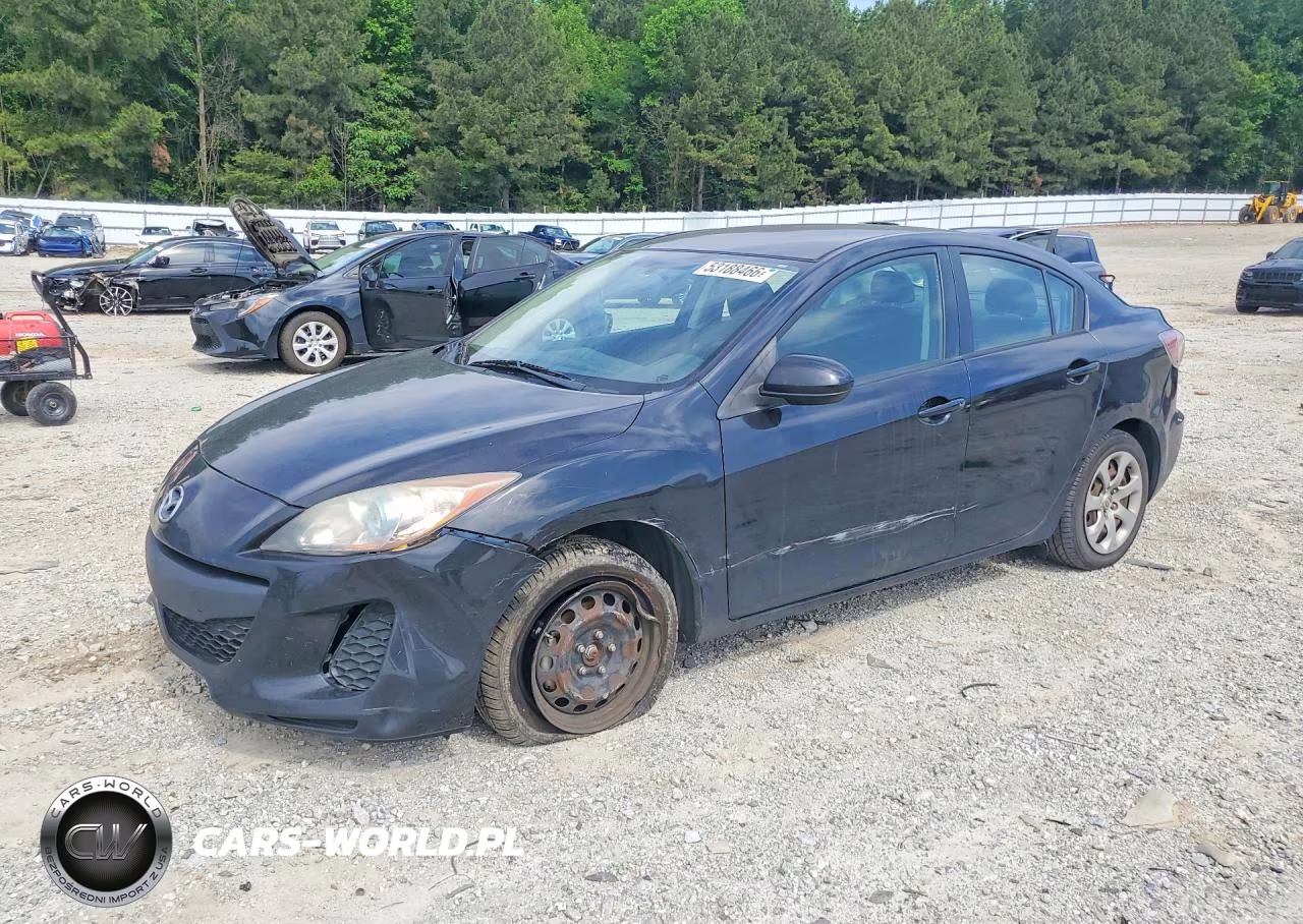 2013 Mazda 3 I