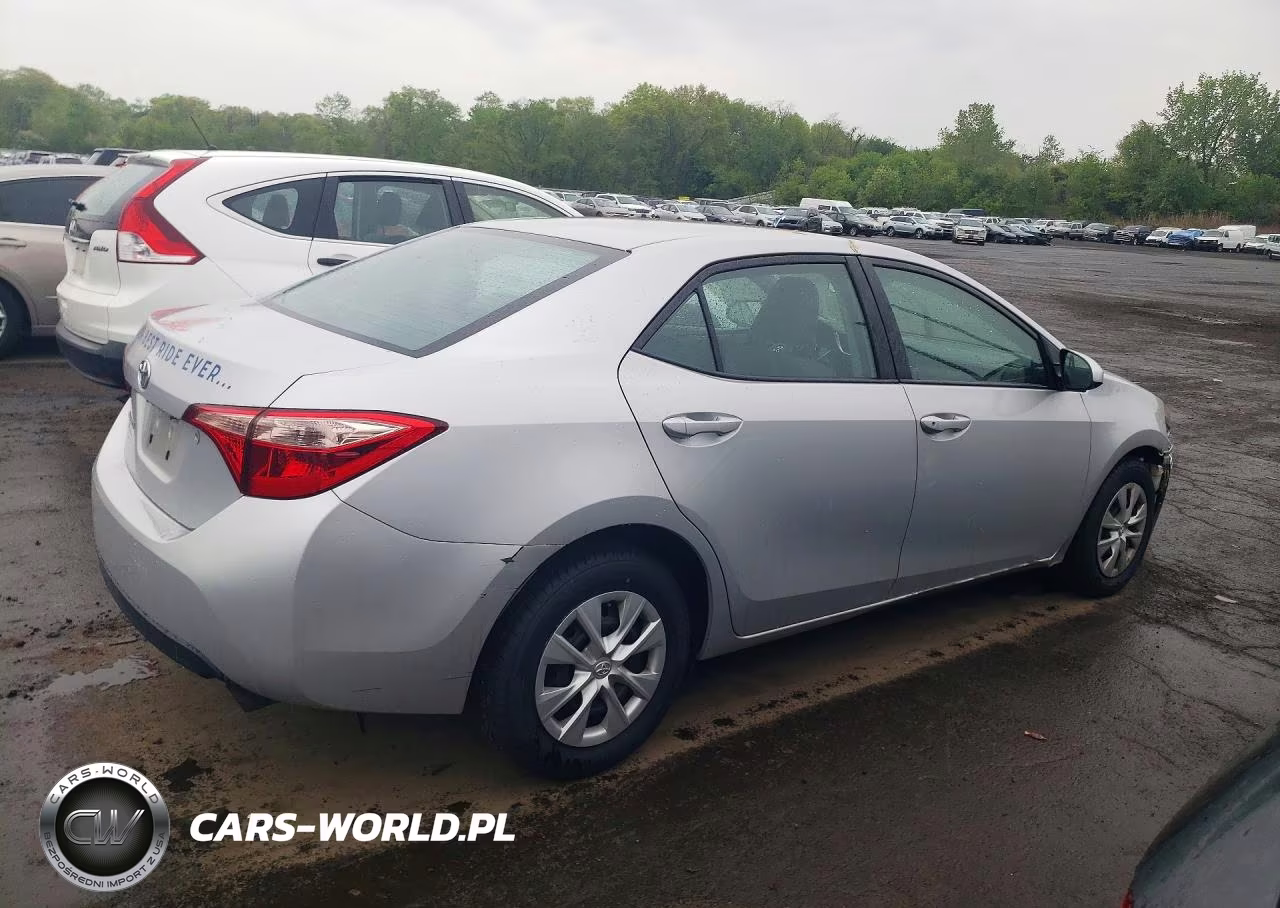 2017 Toyota Corolla L VIN:2T1BURHE5HC762064 - 3