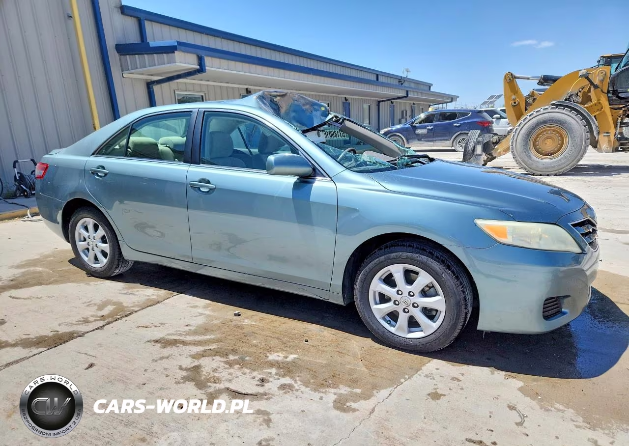 2010 Toyota Camry Le VIN:4T4BF3EK2AR081792 - 4